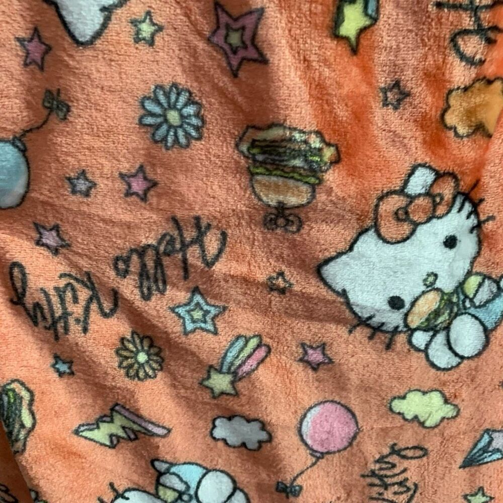Hello kitty cloud throw blanket hamburger theme summer hellokittycore - Picture 2 of 10